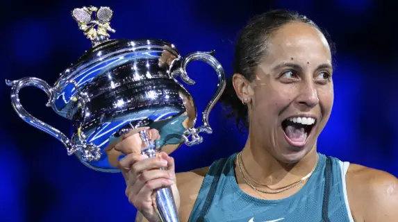 Madison Keys Captures First Grand Slam Title at 2025 Australian Open, Defeating World No. 1 Aryna Sabalenka